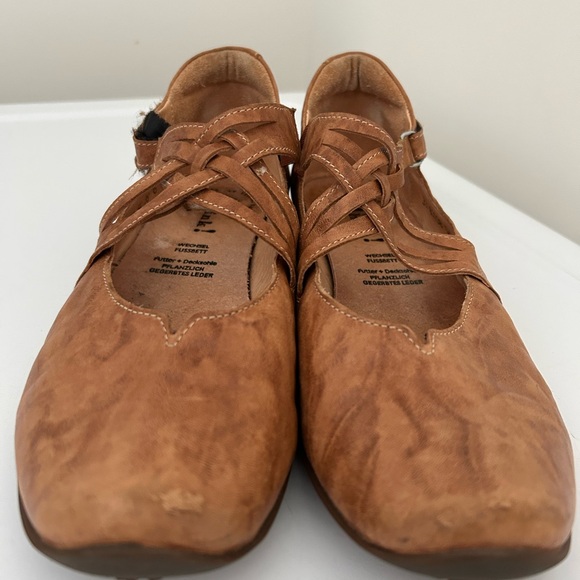 Think! Chilli Mary Jane Shoes Tan Size 8 US 39 EU - Picture 3 of 16